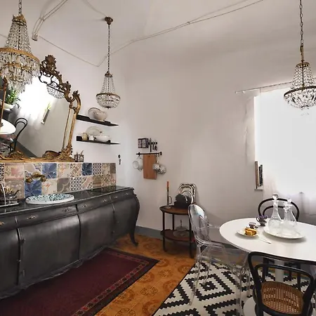 Lägenhet Iflat Casa Bastiana Arte E Tradizione Siciliana *